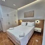 Heaven By The Sea ! Apartament Volos