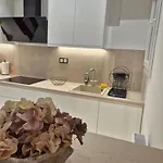 Heaven By The Sea ! Volos