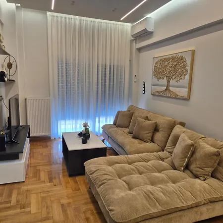 Apartment Heaven By The Sea !