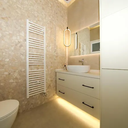 Heaven By The Sea ! *