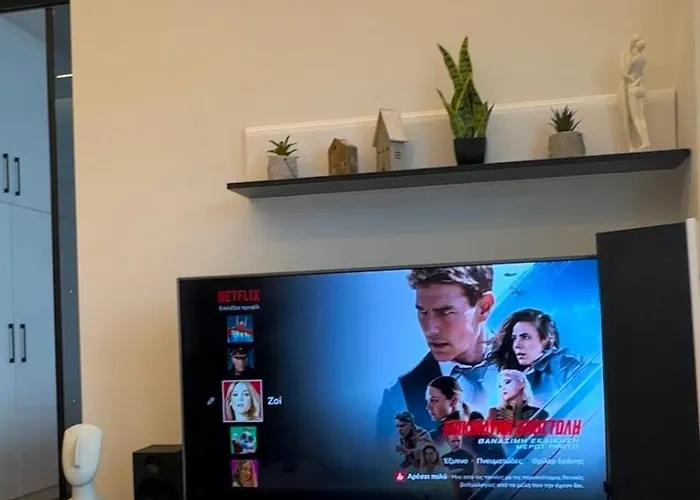 Apartment Heaven By The Sea ! *