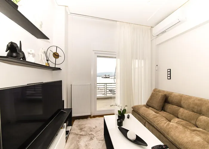 Heaven By The Sea ! Apartment Volos