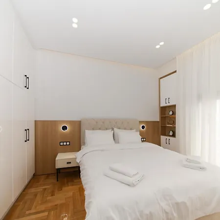 Heaven By The Sea ! Daire Golos