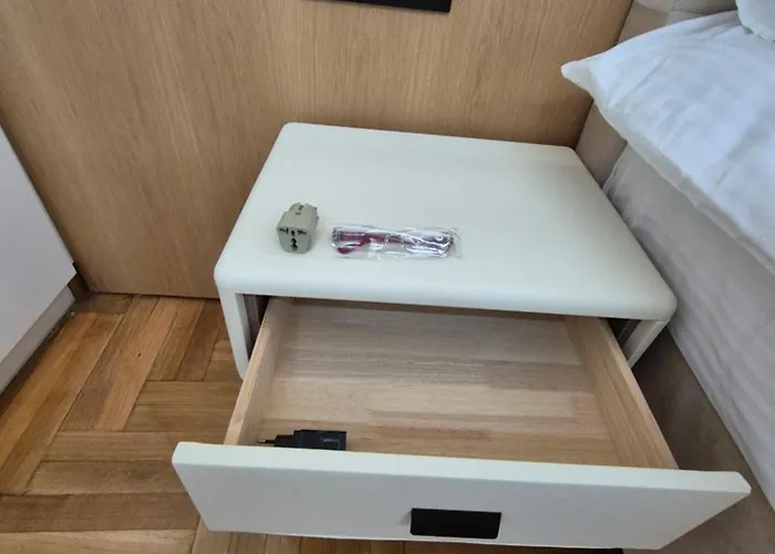 Apartment Heaven By The Sea ! *